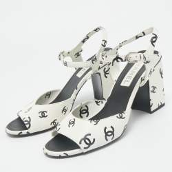 Pre Owned Chanel Cream/Black Leather CC Logo Ankle Strap Sandals Size 41