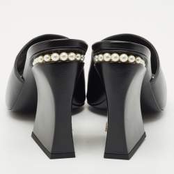 Chanel Black Leather Pearl Embellished Slide Sandals Size 40