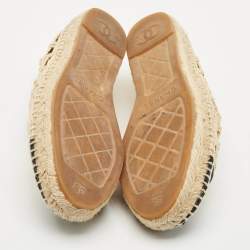 Chanel Beige/Black Woven Raffia and Fabric CC Cap Toe Espadrille Flats Size 38