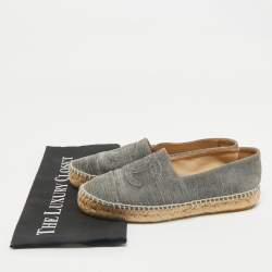 Chanel Grey Suede CC Cap Toe Espadrille Flats Size 37