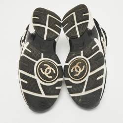 Chanel Black/White Suede CC Interlocking Logo Low Top Sneakers Size 37