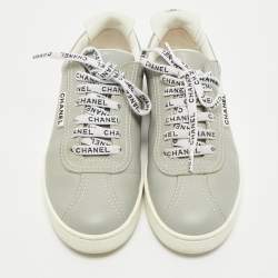 Chanel Grey/White Leather Weekender Sneakers Size 37.5