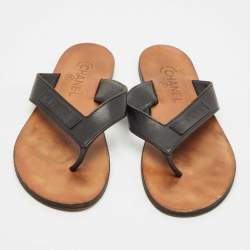 Chanel Black Leather Thong Flat Sandals Size 40