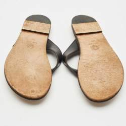 Chanel Black Leather Thong Flat Sandals Size 40