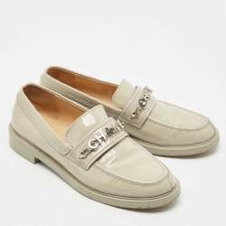 Chanel  Grey Patent Leather Interlocking CC Logo Slip On Loafers Size 38.5