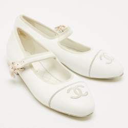 Chanel White Leather and Velvet CC Cap Toe Ballet Flats Size 39