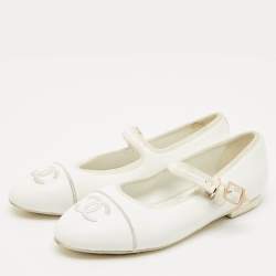 Chanel White Leather and Velvet CC Cap Toe Ballet Flats Size 39