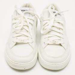 Chanel White Leather CC Low Top Sneakers Size 38.5