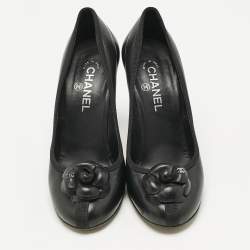 Chanel Black Leather Camellia  Pumps Size 40