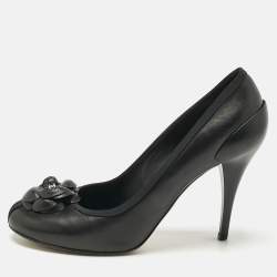 Chanel Black Leather Camellia  Pumps Size 40