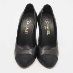 Chanel Black Leather and Fabric CC Cap Toe Pearl Block Heel Pumps Size 39