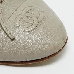 Pre Owned Chanel Grey Leather CC Cap Toe Bow Ballet Flats Size 39