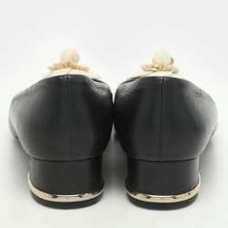 Pre Owned Chanel Black/Cream Leather CC Camelia Embellished Pumps Size 37