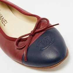 Pre Owned Chanel Navy Blue/Red Leather CC Cap Toe Bow Ballet Flats Size 38