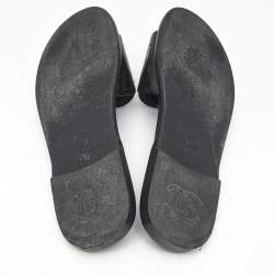 Pre Owned Chanel Black Patent Leather CC Flat Slides Size 40