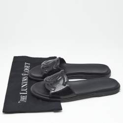 Pre Owned Chanel Black Patent Leather CC Flat Slides Size 40