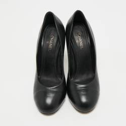 Pre Owned Chanel Black Leather Faux Pearl Detail Heel Cap Toe Pumps Size 37