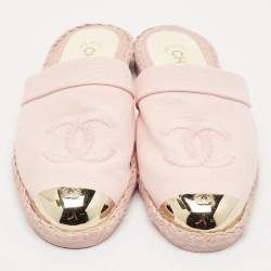 Pre Owned Chanel Pink Canvas CC Cap Toe Espadrille Mules Size 39