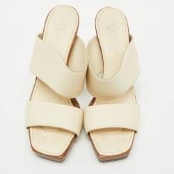 Pre Owned Chanel Off White Leather Platform Slide Sandals Size 39