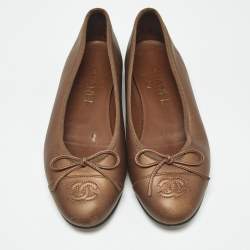 Pre Owned Chanel Bronze Leather CC Cap Toe Bow Ballet Flats Size 37.5