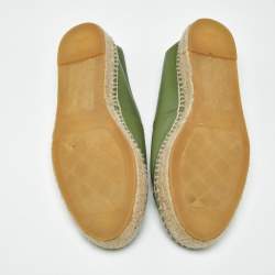 Pre Owned Chanel Green Leather CC Cap Toe Flat Espadrilles Size 38