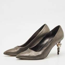 Pre Owned Chanel Metallic Grey Leather Snake Embellished Heel Pumps Size 38.5