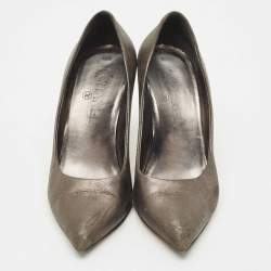 Pre Owned Chanel Metallic Grey Leather Snake Embellished Heel Pumps Size 38.5