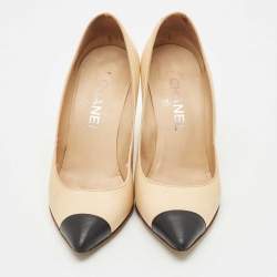 Pre Owned Chanel Beige/Black Leather Pointed Toe Pumps Size 36.5