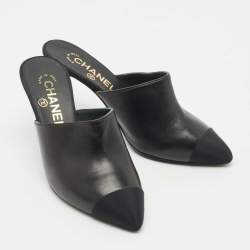 Pre Owned Chanel Black Leather and Fabric Cap Toe CC Pearl Embellished Mules Size 35.5