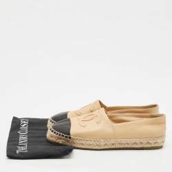 Pre Owned Chanel Beige/Black Leather CC Cap Toe Espadrille Flats Size 38