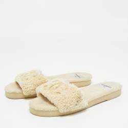 Pre Owned Chanel Cream Shearling Fur Flat Sandals Size 40