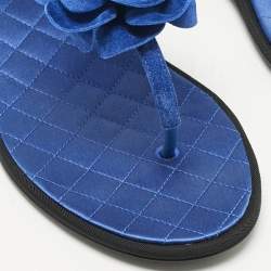 Pre Owned Chanel Blue Suede Camellia Thong Sandals Size 39