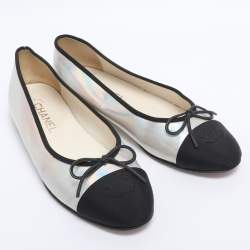 Pre Owned Chanel Metallic Canvas and Iridescent Leather CC Ballet Flats Size 39