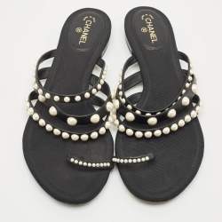 Pre Owned Chanel Black Canvas and Leather Pearl Embellished Thong Flats Size 40