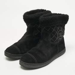 Pre Owned Chanel  Black Suede And Fur Chain Detail Ankle Boots Size 38