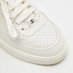 Pre Owned Chanel White Leather CC Low Top Sneakers Size 36.5