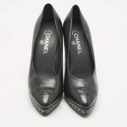 Pre Owned Chanel Black Leather CC Cap Toe  Platform Pumps Size 40