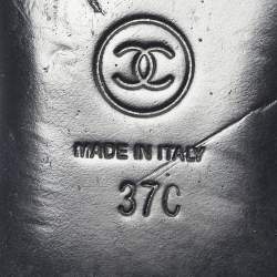 Pre Owned Chanel Blue Tweed and Velvet  CC LogoT-Strap Flat Sandals Size 37