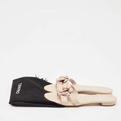 Pre Owned Chanel Beige Leather Flower Embellished Camellia Flat Slides Size 40
