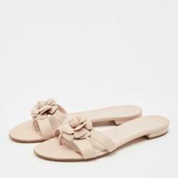 Pre Owned Chanel Beige Leather Flower Embellished Camellia Flat Slides Size 40