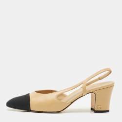 Pre Owned Chanel Beige/Black Canvas and Leather CC Cap Toe Slingback Pumps Size 38.5