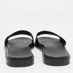 Pre Owned Chanel Black Patent Leather CC Flat Slides Size 38.5