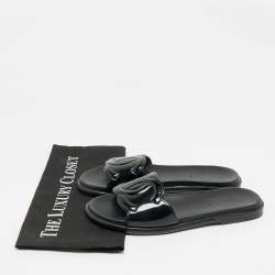 Pre Owned Chanel Black Patent Leather CC Flat Slides Size 38.5