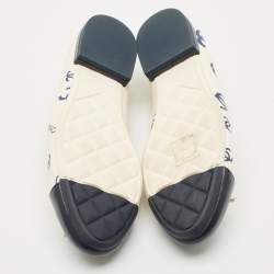 Pre Owned Chanel White/Navy Blue Leather CC Cap Toe Ballet Flats Size 38