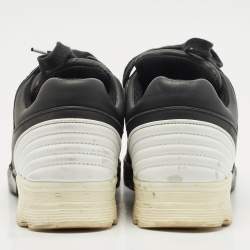 Pre Owned Chanel Black/White Leather CC Lace Up Sneakers Size 39
