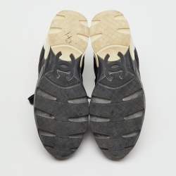 Pre Owned Chanel Black/White Nylon and Leather CC Low Top Sneakers Size 39.5