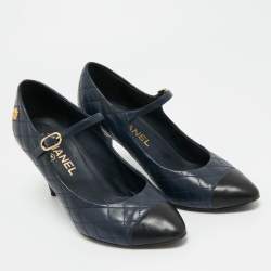 Pre Owned Chanel Navy Blue/Black Leather CC Mary Jane Pumps Size 37.5