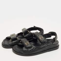 Pre Owned صندل شانيل جلد مبطن أسود سى سى داد مقاس 37