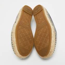 مملوكة مسبقًا Chanel Black/Grey Leather CC Cap Toe Espadrille Flats Size 36