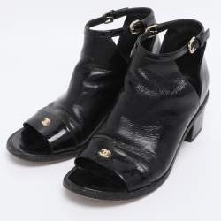 Pre Owned Chanel Black Patent Leather Pearl CC Ankle Strap Sandals Size 36